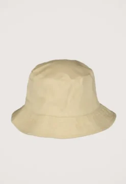 Amber Cap