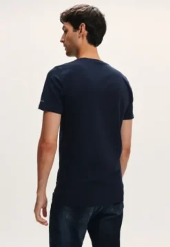 Base O-neck T-shirt