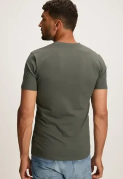 Base V-neck T-shirt