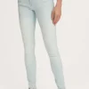 Cassy Skinny Jeans
