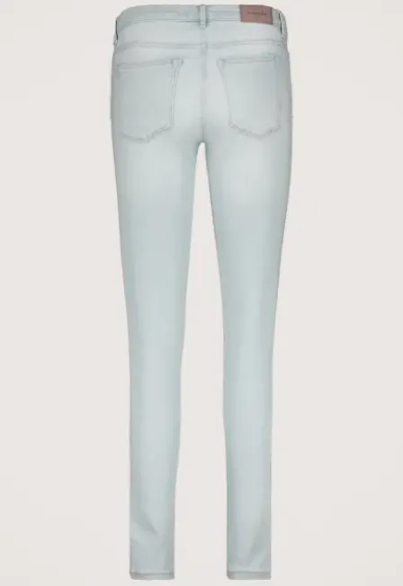 Cassy Skinny Jeans