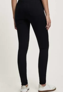 Celsi Super Skinny Jeans