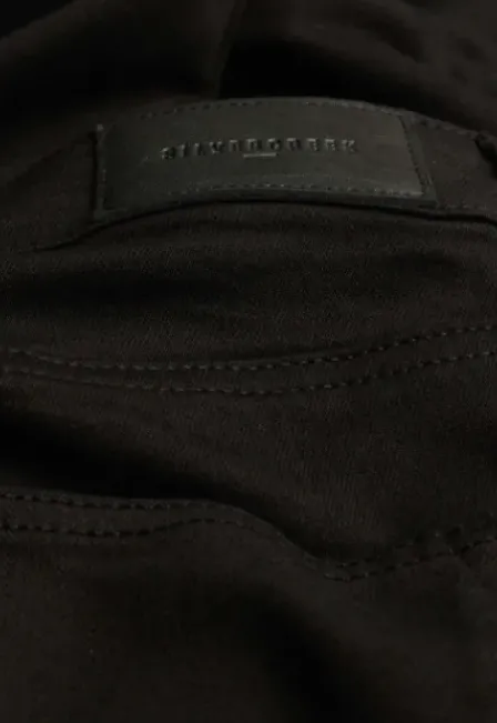 Celsi Super Skinny Jeans