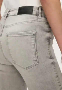 Celsi Super Skinny Jeans