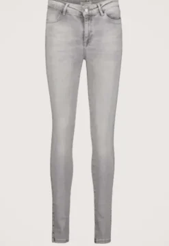 Celsi Super Skinny Jeans