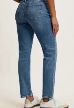 Cinna Slim Tapered Jeans