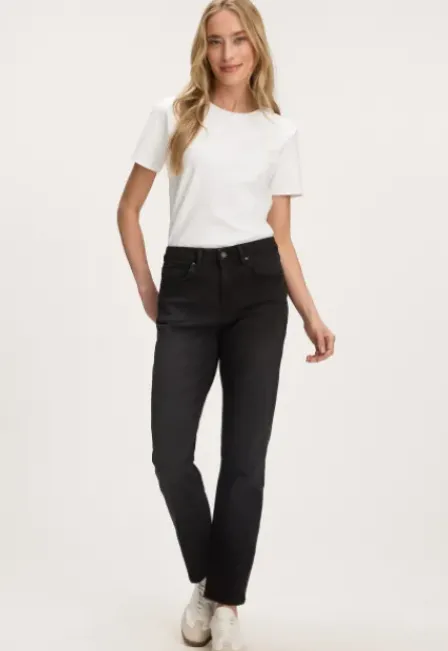 Cinna Slim Tapered Jeans