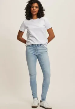 Doris Super Skinny Jeans
