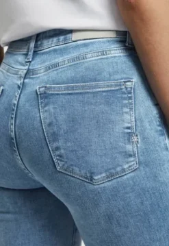 Doris Super Skinny Jeans