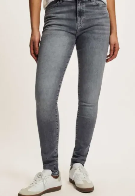 Doris Super Skinny Jeans