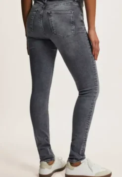Doris Super Skinny Jeans