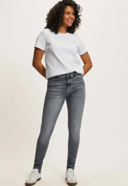 Doris Super Skinny Jeans