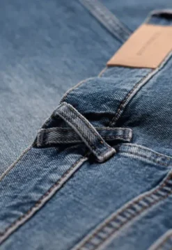 Everly Straight Jeans