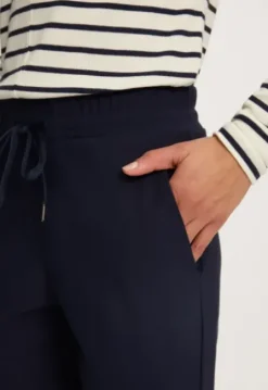 Femme Broek
