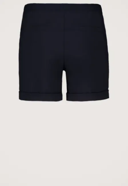 Finou Short