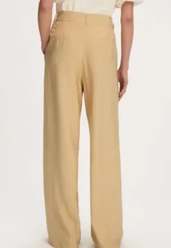Froukje Broek