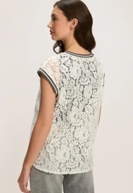 Kleo T-shirt
