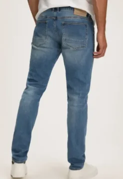 Lewis Regular Tapered Jeans