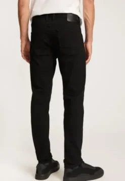 Lewis Regular Tapered Jeans