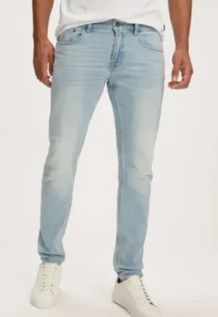 Lewis Regular Tapered Jeans