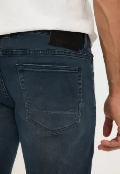 Lewis Regular Tapered Jeans