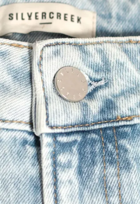 Liv Straight Jeans