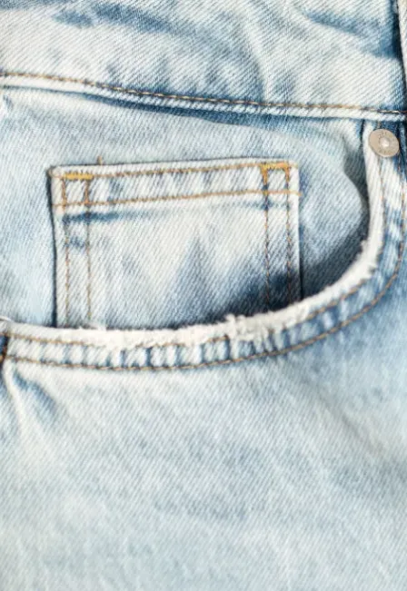 Liv Straight Jeans