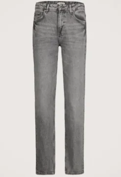 Liv Straight Jeans