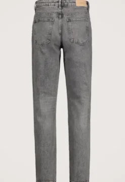 Liv Straight Jeans