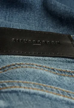 Luna Straight Jeans