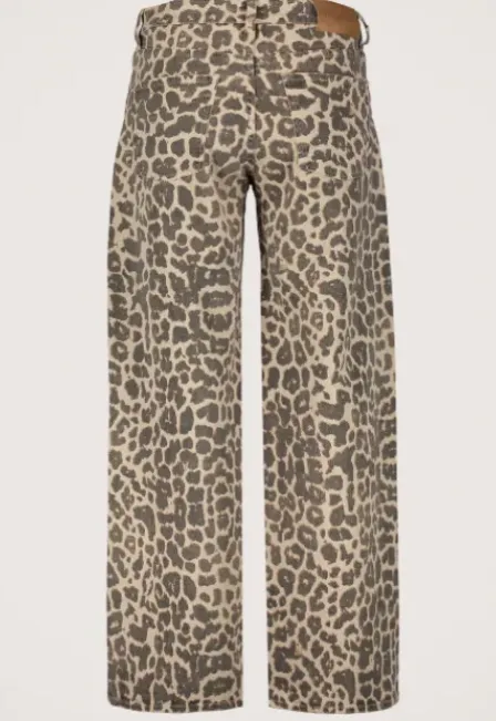 Macy Jeans