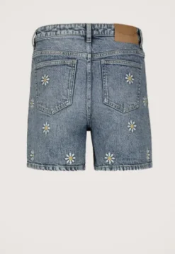 Maisy Short