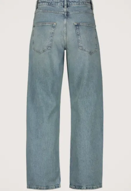 Manesa Jeans