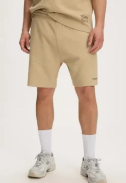 Mosho Short