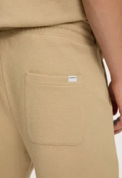 Mosho Short