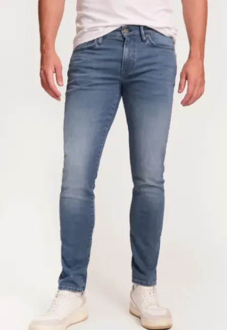 Porter Slim Tapered Jeans