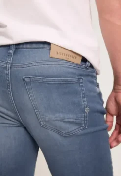 Porter Slim Tapered Jeans