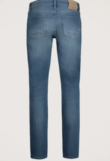 Porter Slim Tapered Jeans