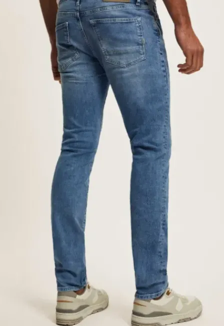 Porter Slim Tapered Jeans