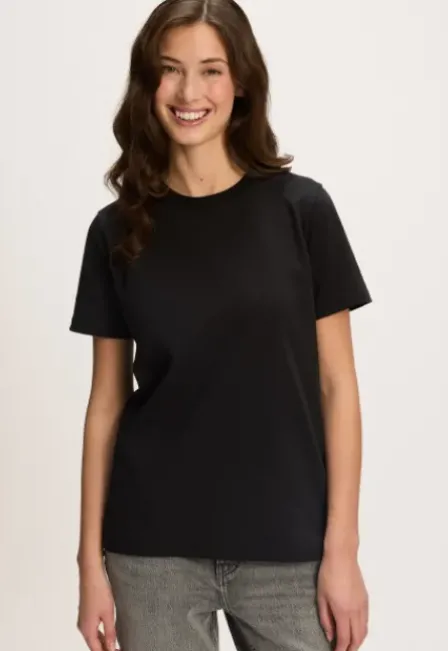 Premium Daisy T-shirt