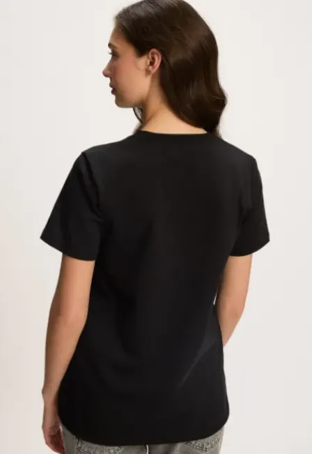 Premium Daisy T-shirt
