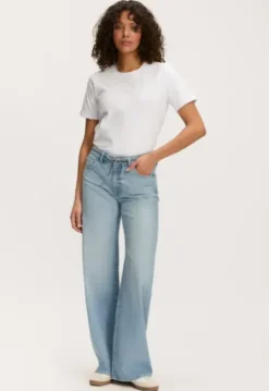 Ruby Wide Leg Jeans