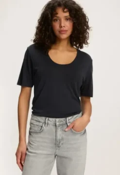 Safron T-shirt
