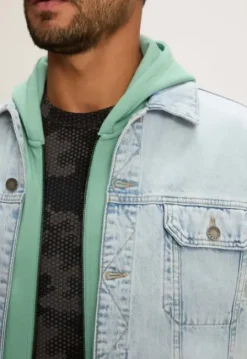 Sylvester Denimjack