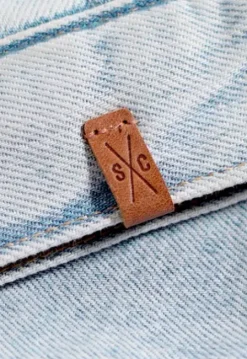 Sylvester Denimjack