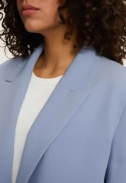 Thamia Colbert